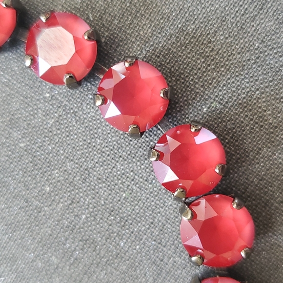 Handmade Swarovski crystal bracelet - Picture 2 of 3